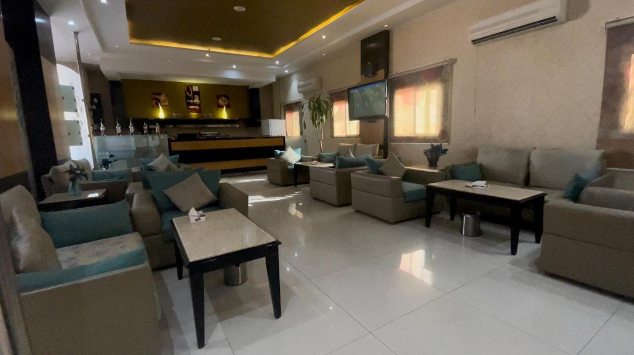 Tulip Al Rawdah Lejlighedshotel Riyadh Eksteriør billede