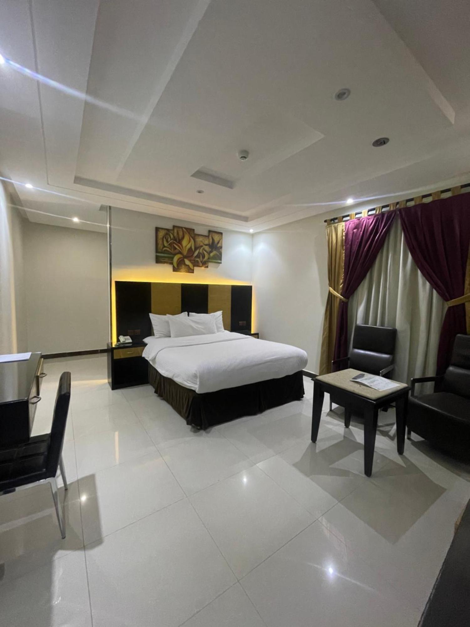 Tulip Al Rawdah Lejlighedshotel Riyadh Eksteriør billede