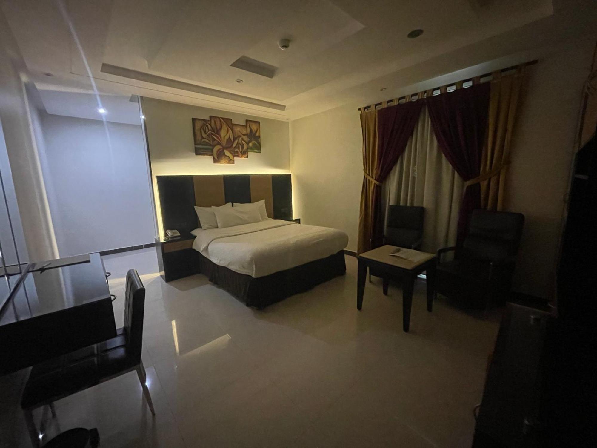 Tulip Al Rawdah Lejlighedshotel Riyadh Eksteriør billede