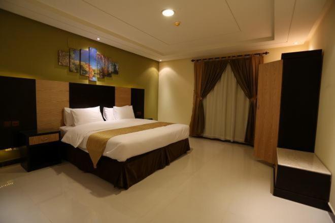 Tulip Al Rawdah Lejlighedshotel Riyadh Værelse billede
